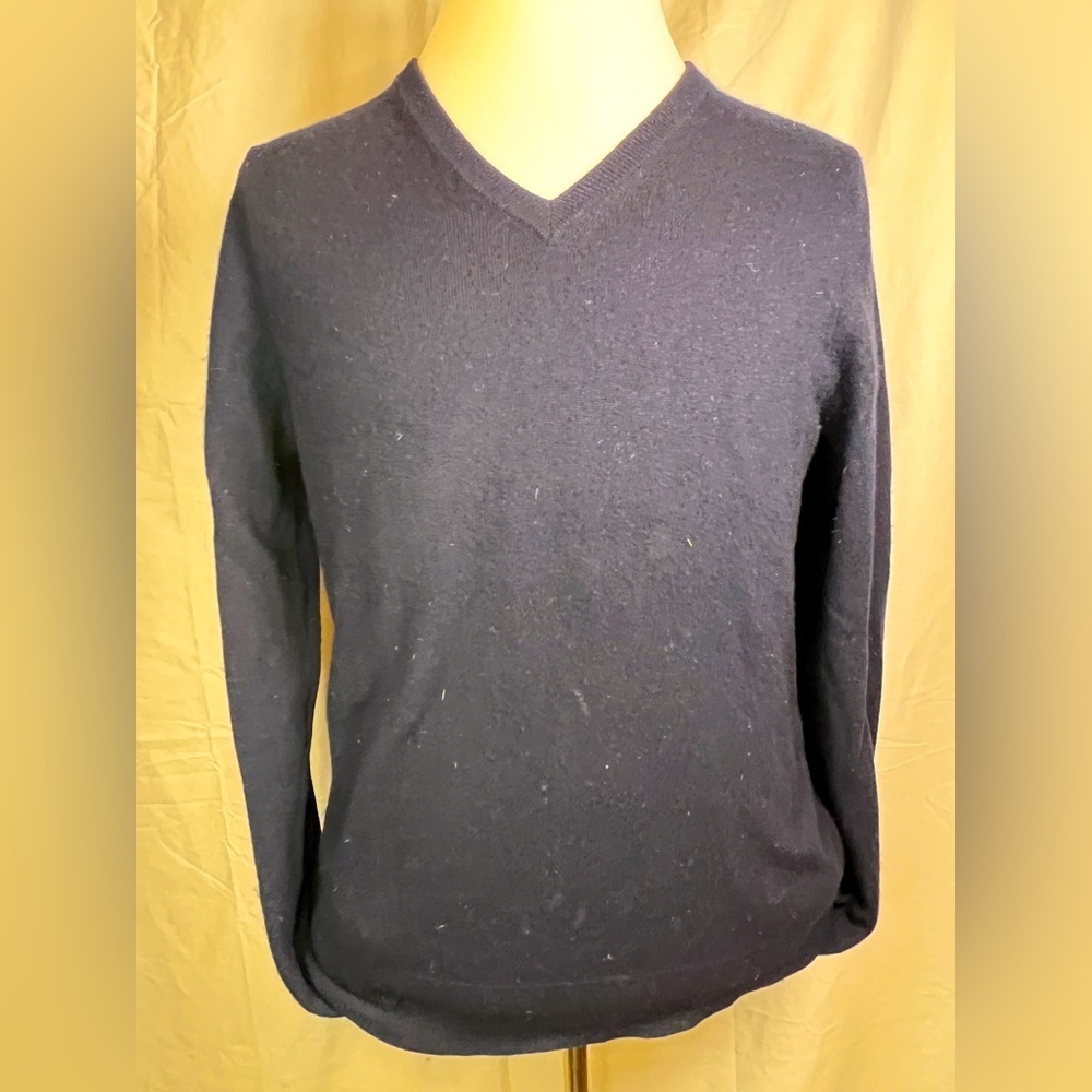 UNIQLO Cashmere Sweater